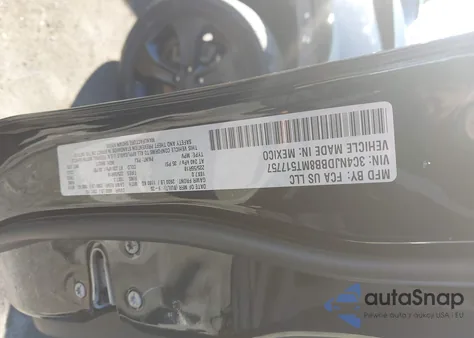 2021 Jeep Compass Altitude 4X4 from USA, damaged, VIN 3C4NJDBB8MT517757